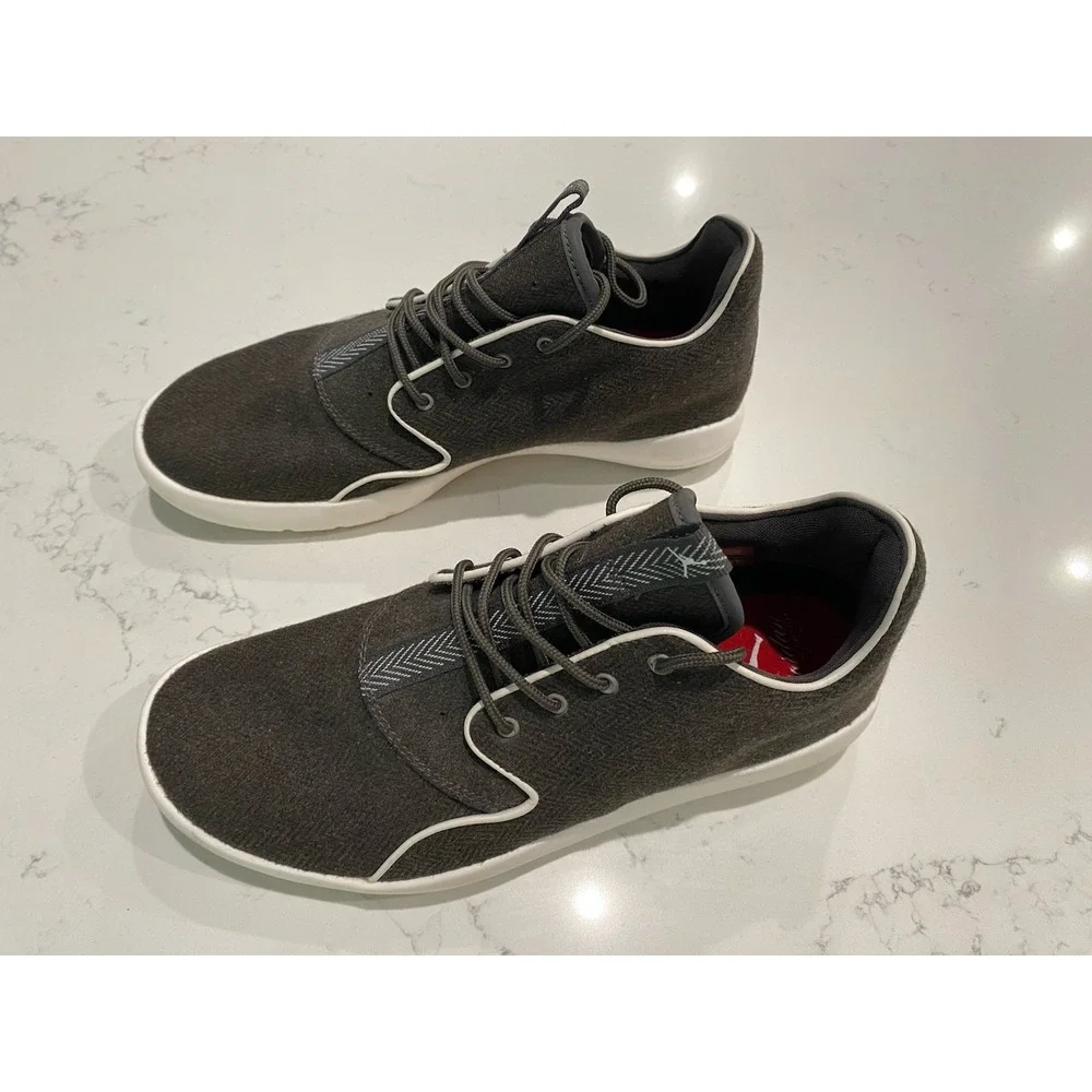 Jordan Eclipse Chukka Men's Size 8.5 Dark Grey Anthracite Woven Sneakers EUC